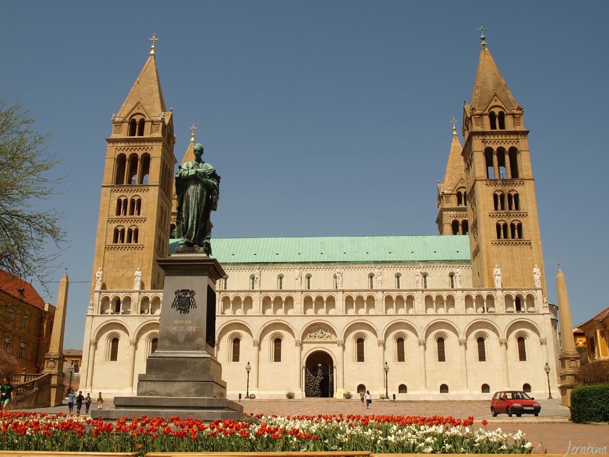 Hlavní kostel v Pětikostelí