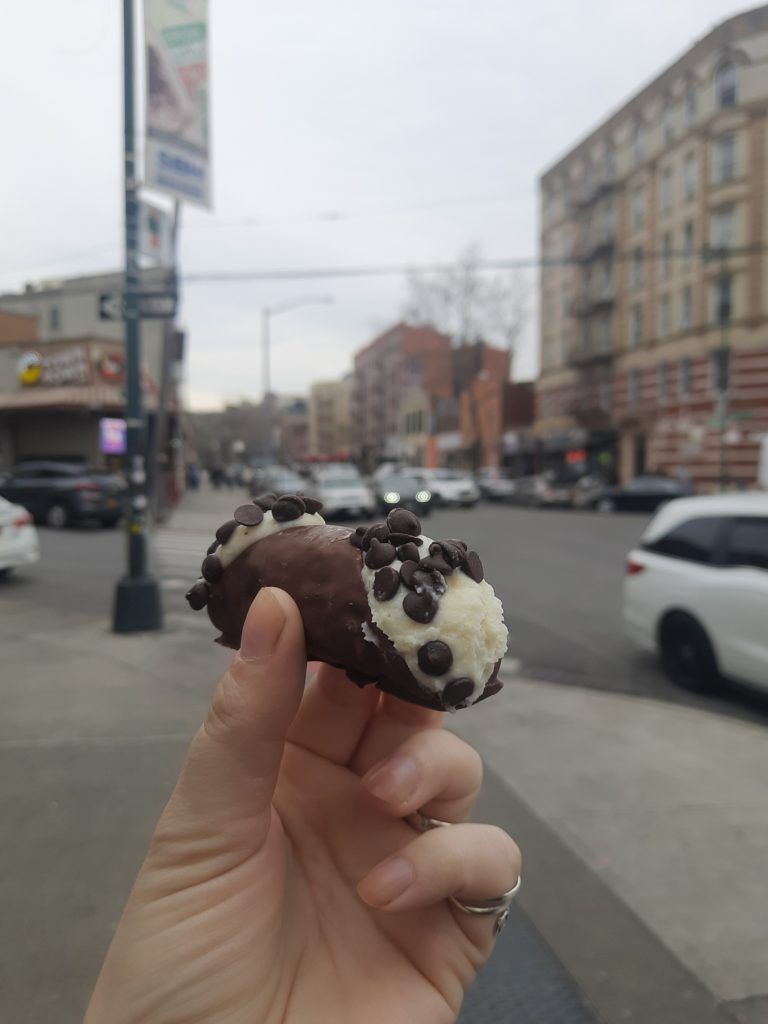 Canoli v Little Italy.
